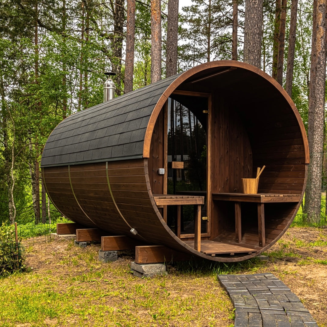 Barrel Sauna 210: Compact Luxury for Your Outdoor Oasis