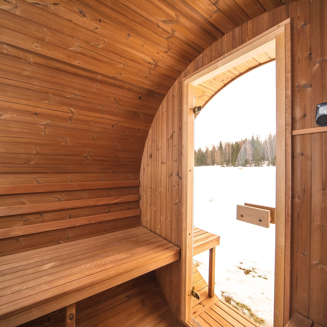 Barrel Sauna 210: Compact Luxury for Your Outdoor Oasis